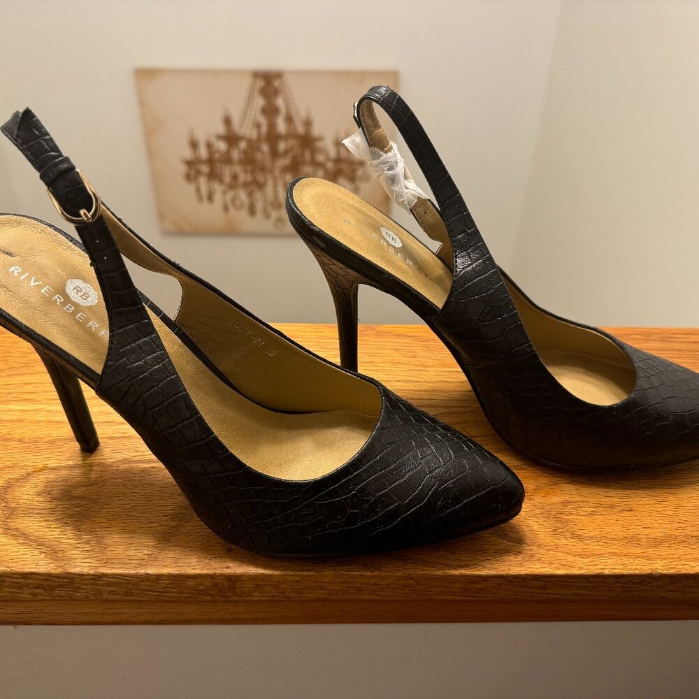 Women's Riverberry size 10 heels New with box